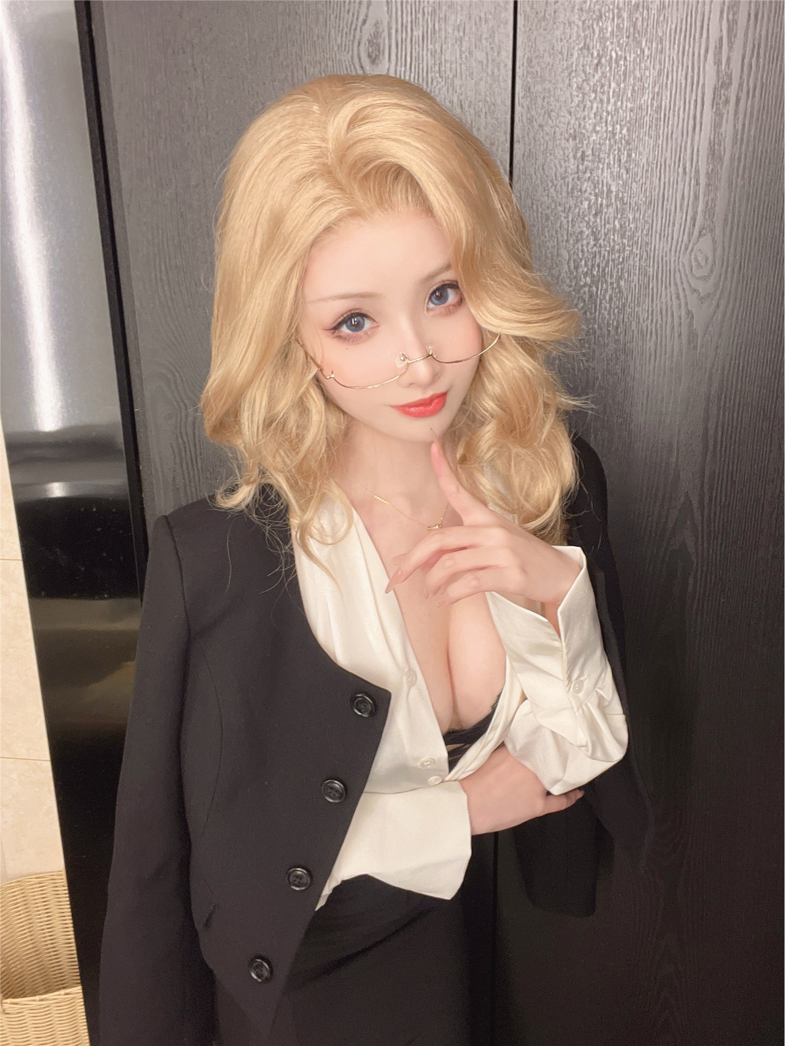 Rioko Liangzi NO.106 Female Boss - Single Self Shot(10)